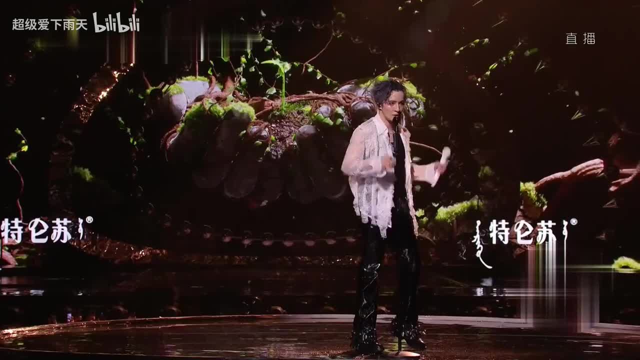 薛之谦-在那天回不去的路上