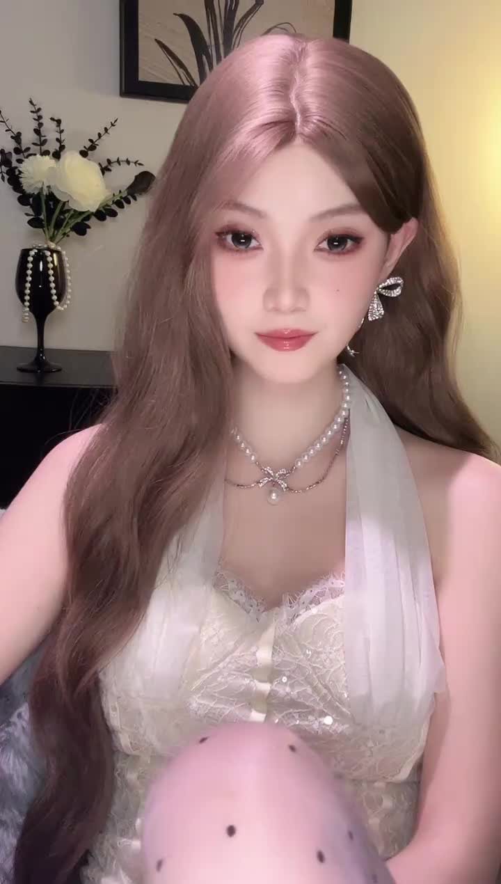 前妻_小心心看W_2025-10-14_21-32-44_000