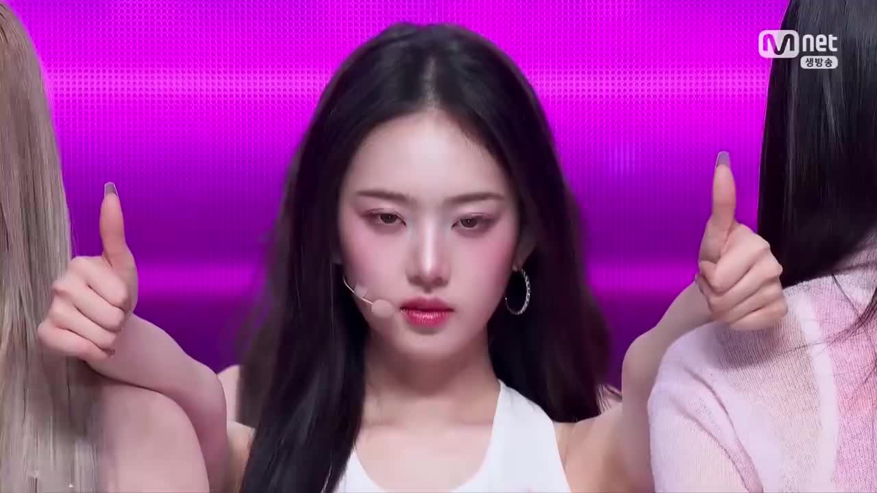 260305 Mnet M!Countdown KiiiKiii - Delulu