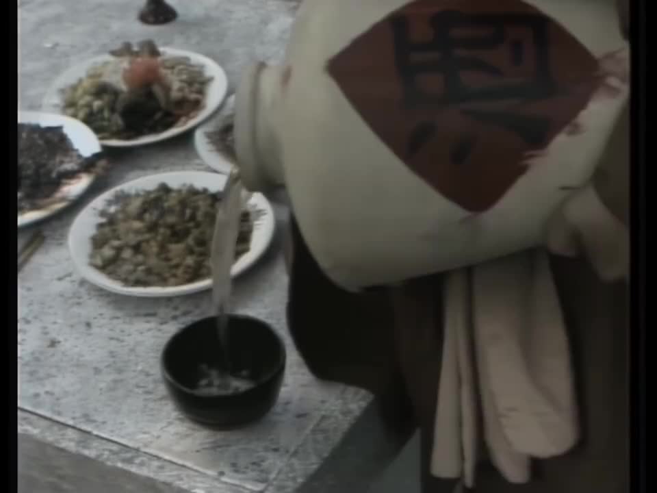 再臨酒家耍頂老，醉展拳脚打蔣忠