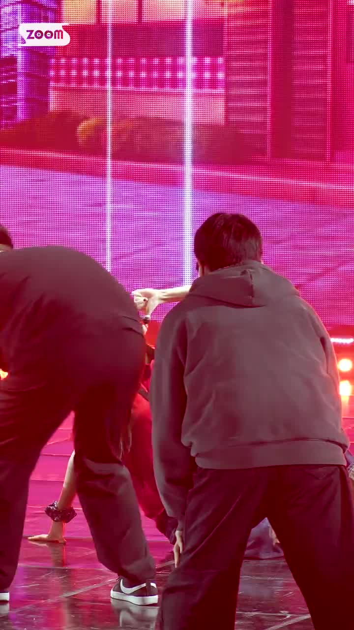 [4K] 许允真 HUH YUNJIN 竖版直拍