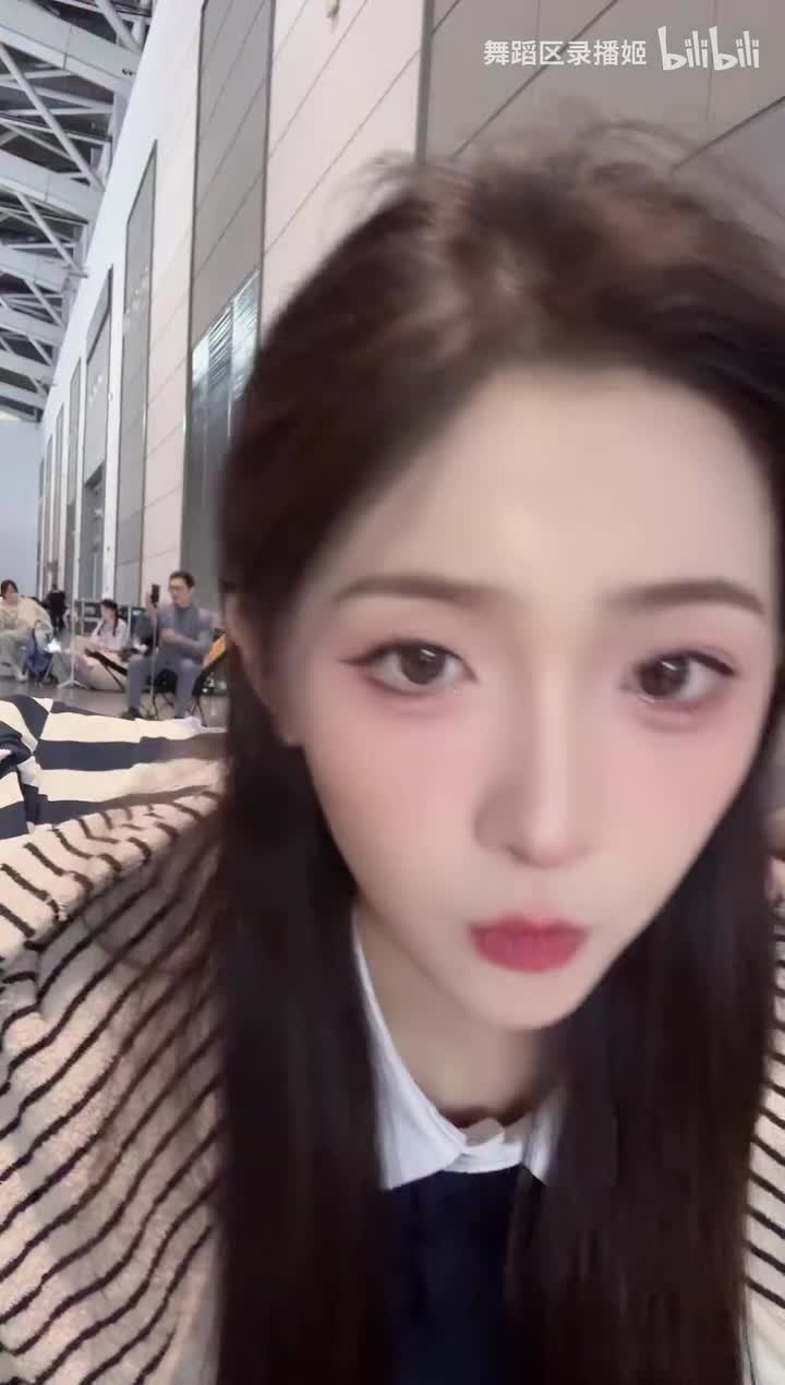 任绵绵_2025-10-06_11-09-14_000