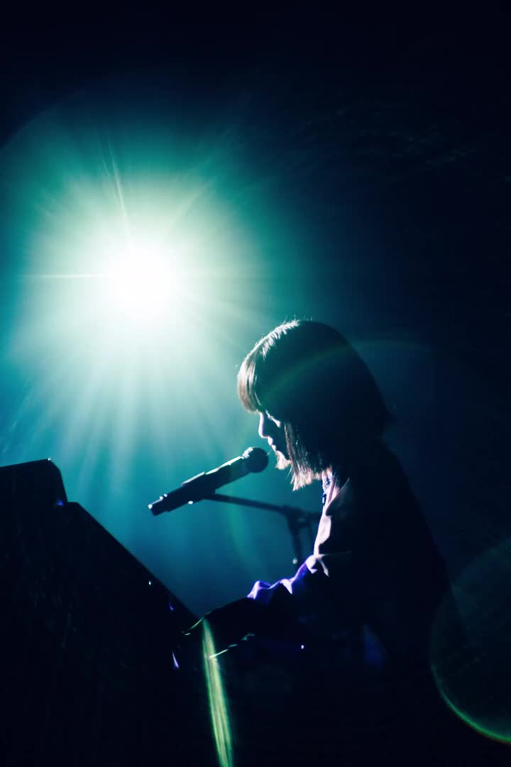 【流媒体预存特典】（拍摄于主流出道第2张专辑同名巡演「