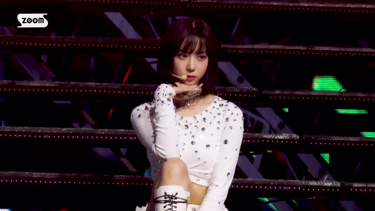 [2022 가요대전 페이스캠4K] 에스파 윈터 '도깨비불 + Girls' (aespa WINTER Facecam)│@SBS Gayo Daejeo