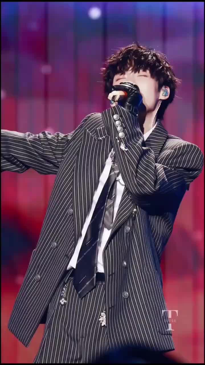 《趁黎明来临前说爱吧》