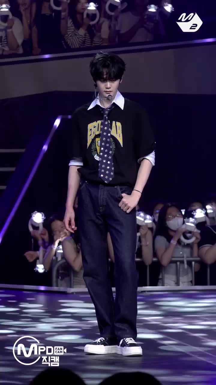 250901 Goosebumps @ COMEBACK SHOW