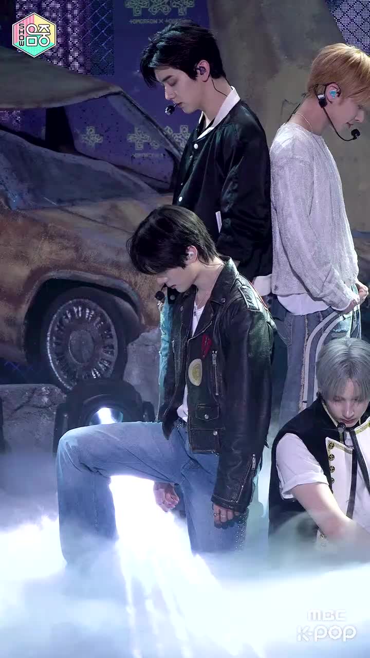 崔杋圭 竖版直拍