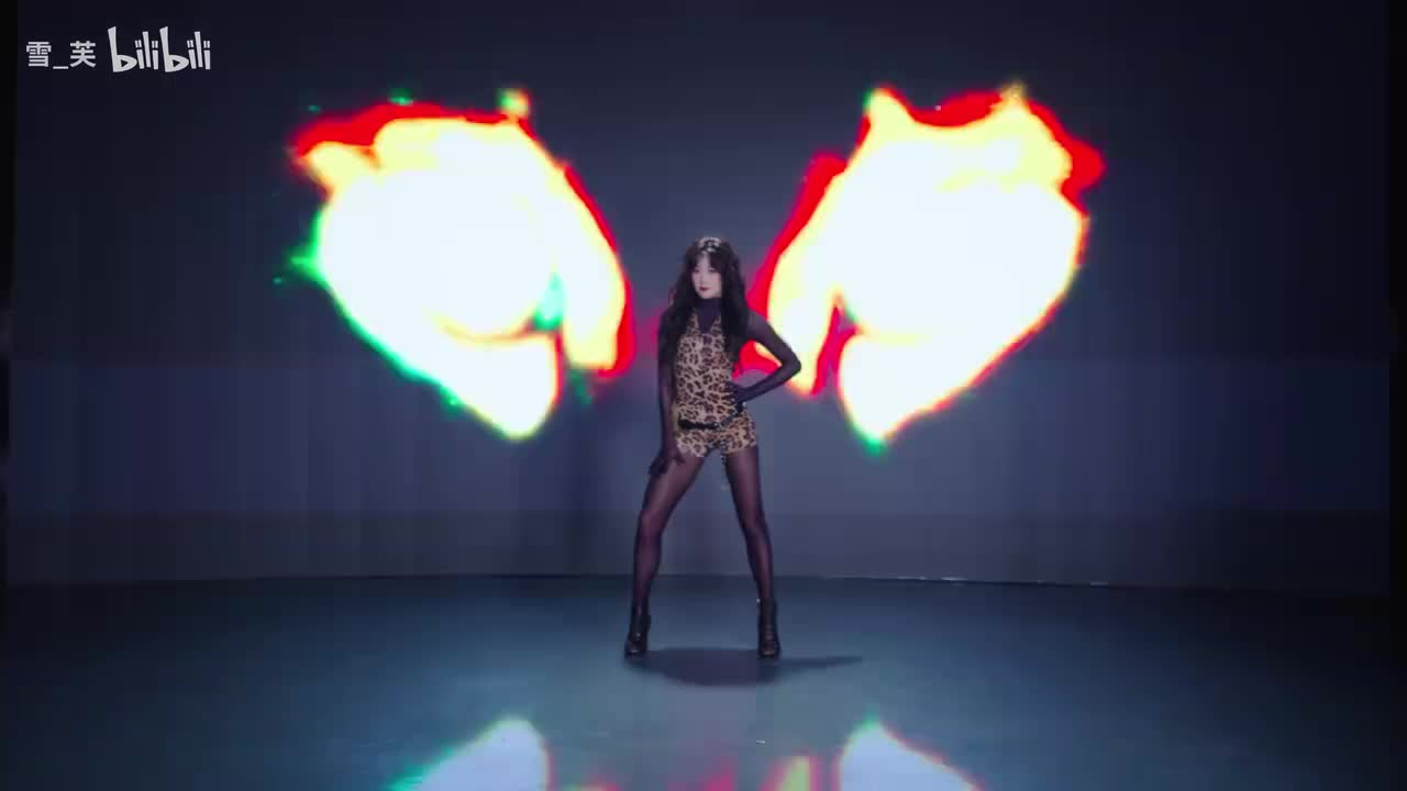 全曲一镜到底 | ✨豹纹连体黑丝充满野性与力量✨宣美 Tail💋