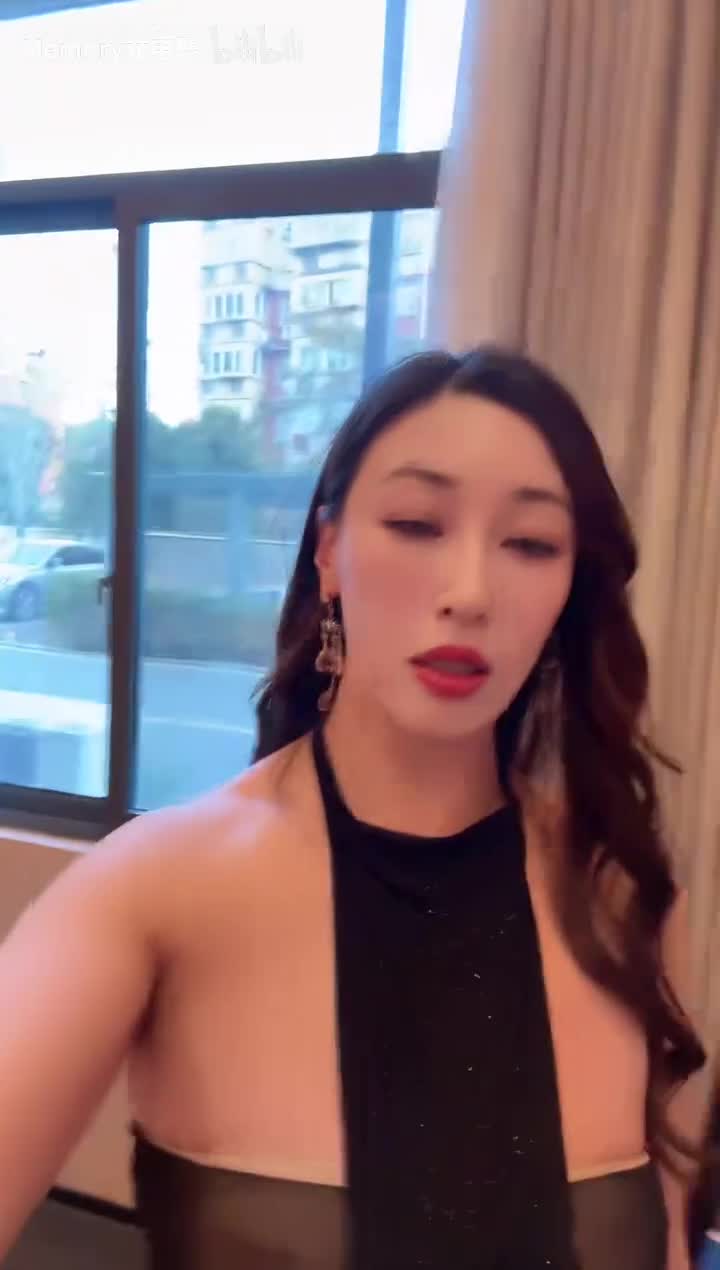 温柔的李经理_2025-12-15_16-10-36_000