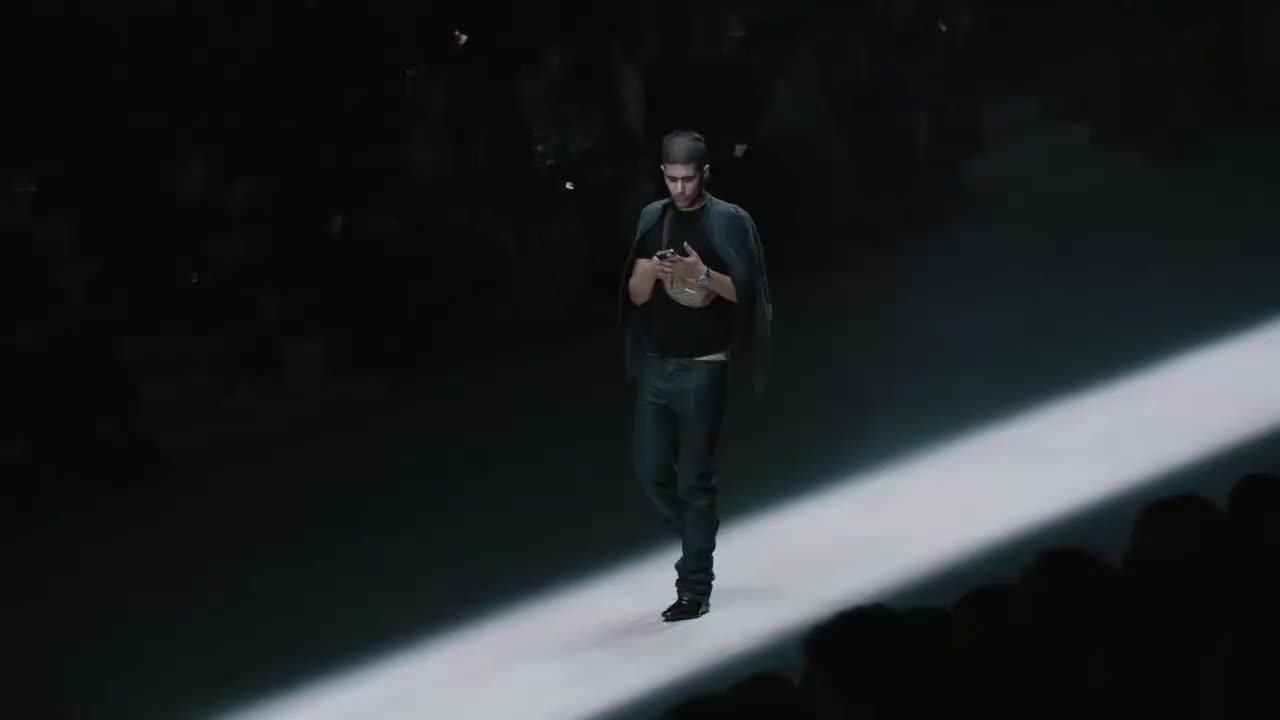 fakemink 与 Nettspend 为 Gucci 走秀