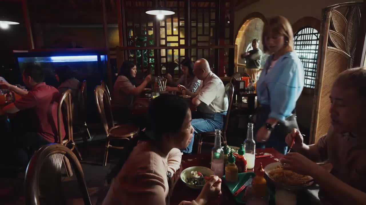 三星 Z Flip 6 5G 广告