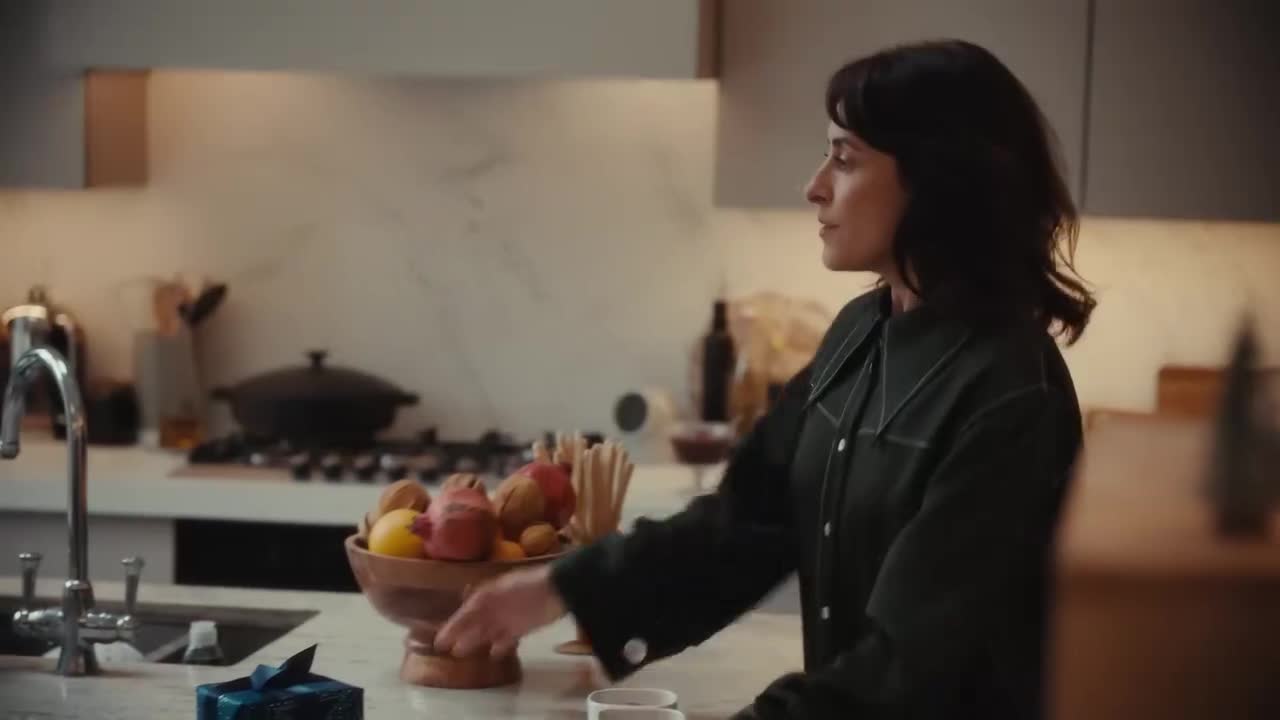 Where Love Lives _ John Lewis _ Partners _ Christmas Ad 2025(1080P_HD)