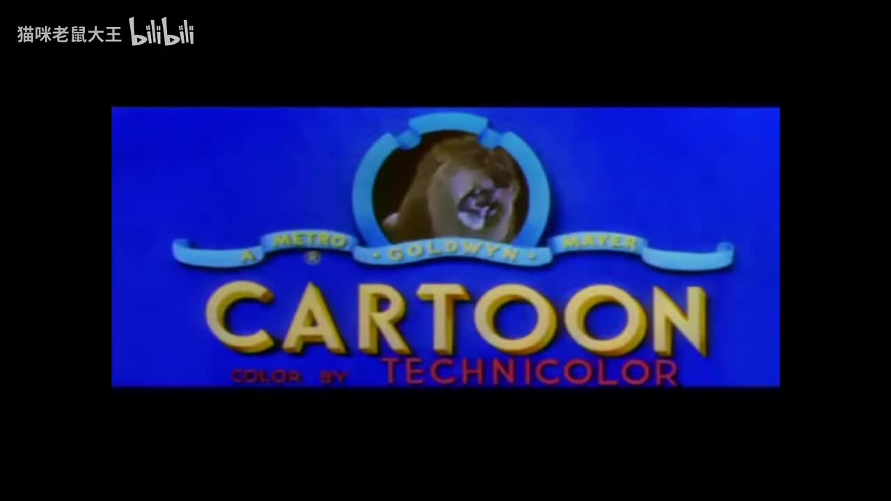 小心翼翼的小花猫