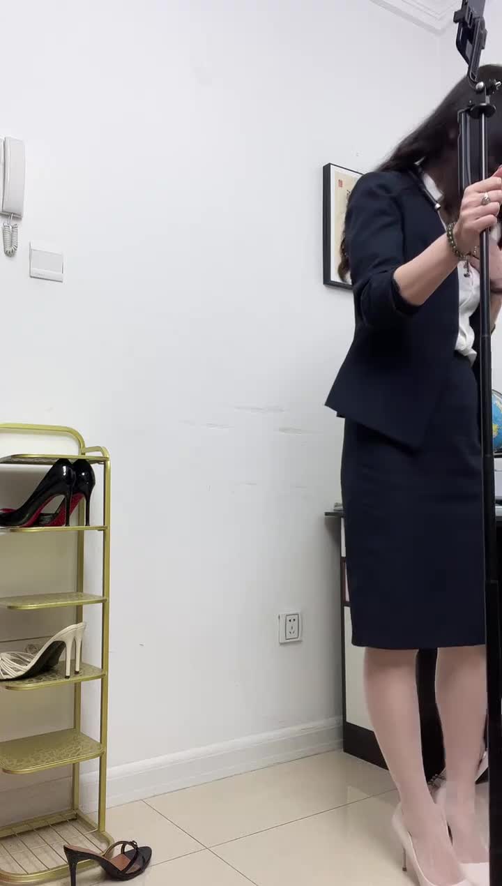 Monica_2_2025_10_19T02_58_38