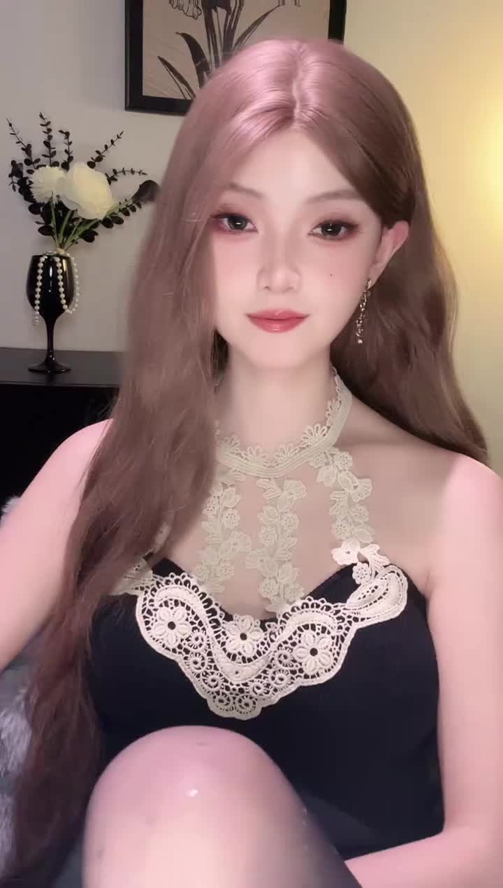 前妻_小心心看W_2025-10-12_20-35-51_000