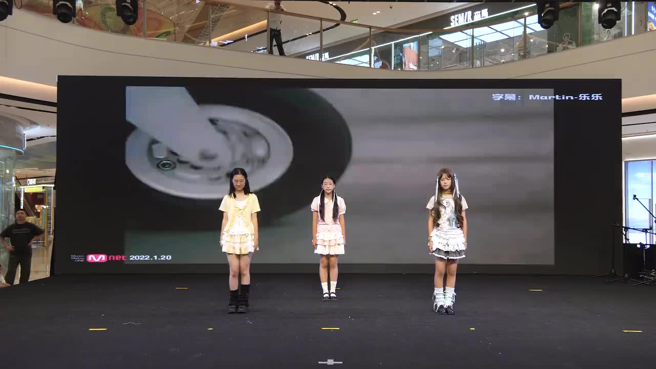 路演 再次重逢的世界(三人版)-少女时代