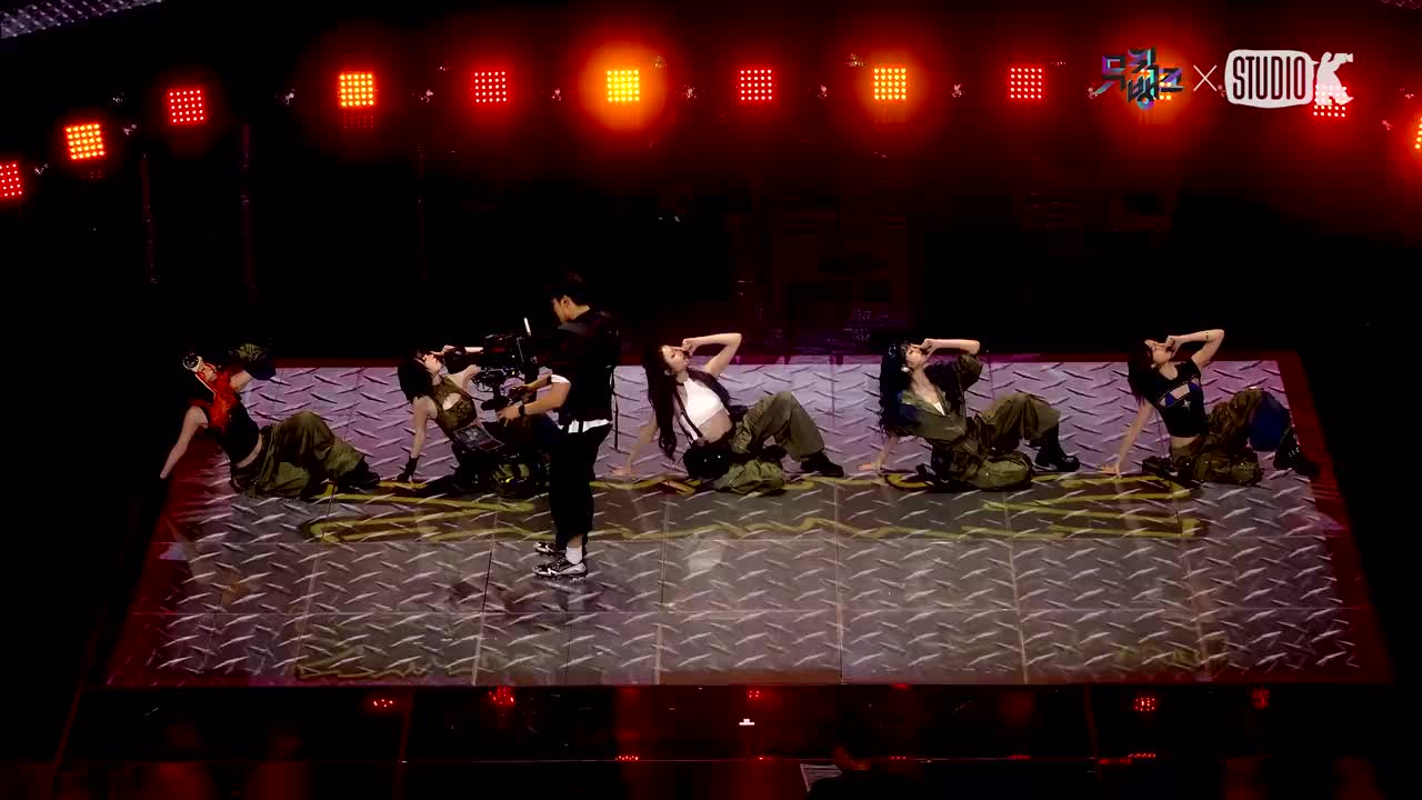 [4K] SPAGHETTI 天花板视角直拍