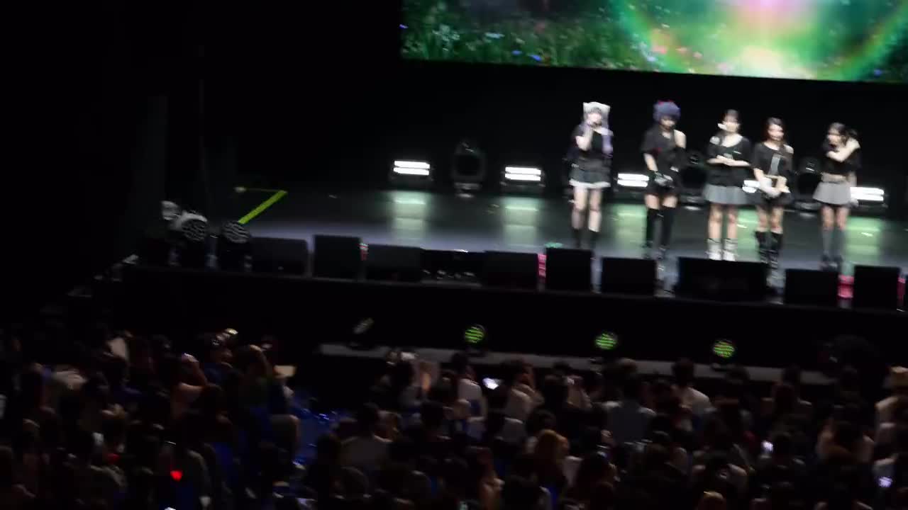 [4K]251024 fromis_9 Talk