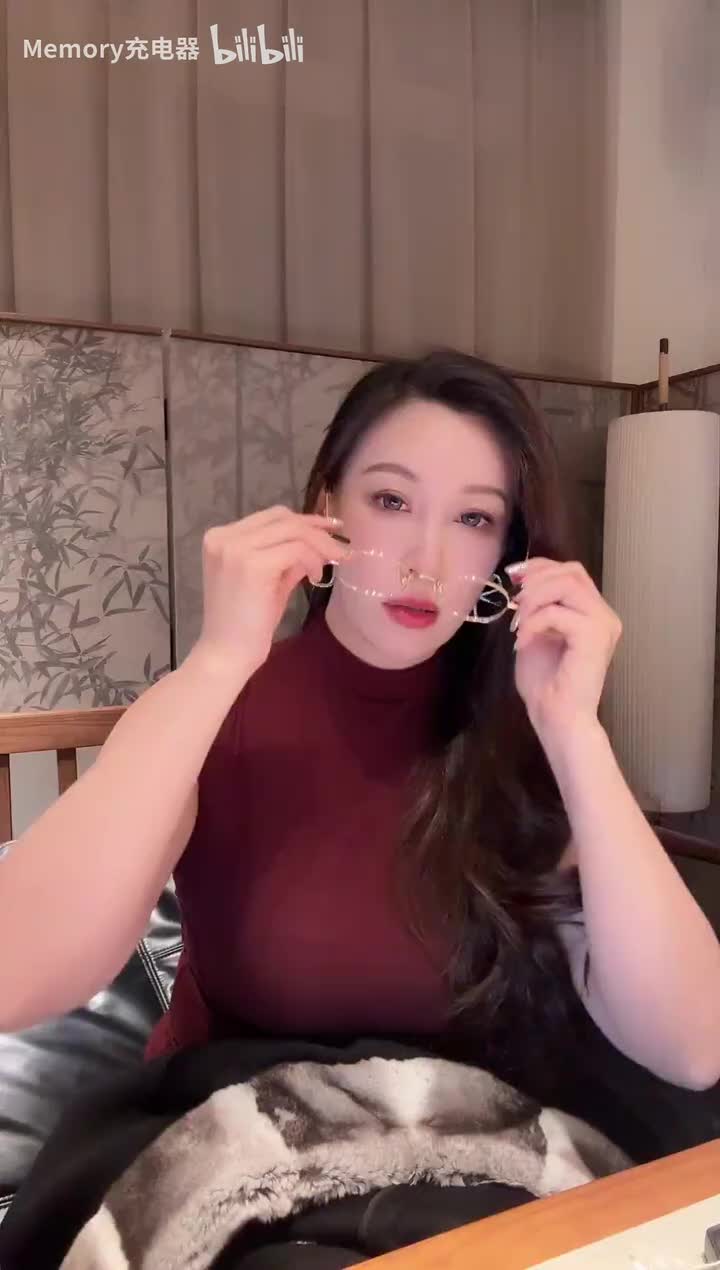 温柔的李经理_2025-12-04_17-29-34_000