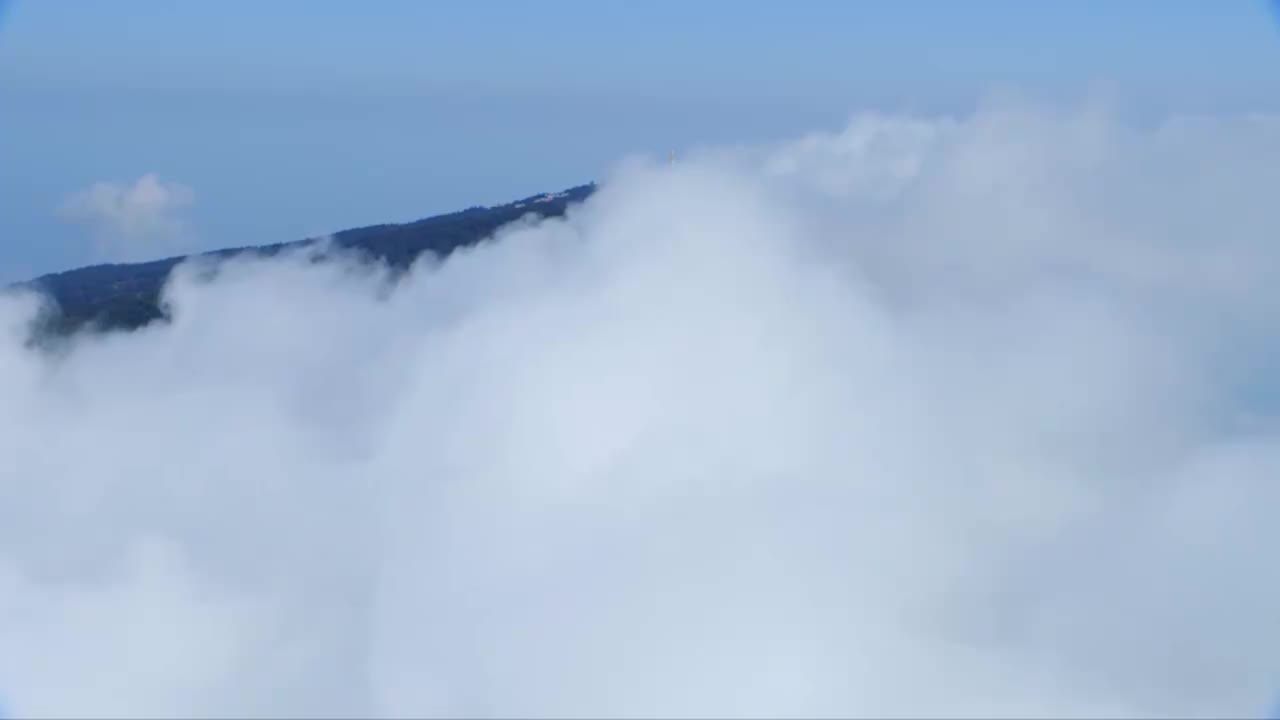 050-云海中的峨眉 (四川乐山峨眉)