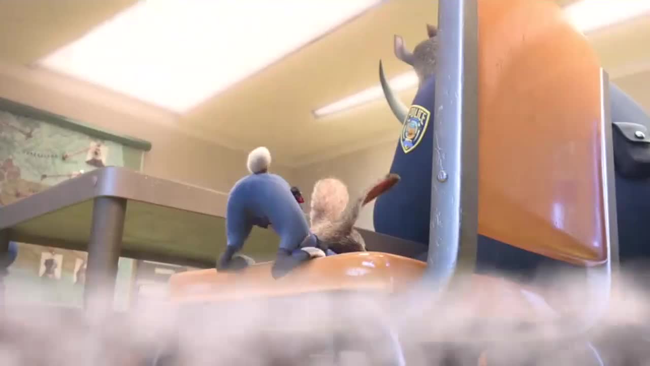 【疯狂动物城】15 “牛气冲天”的牛局长登场