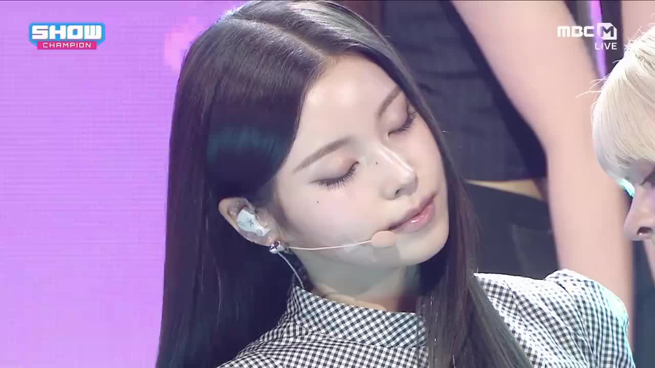 251022 冠军秀 Blue Valentine