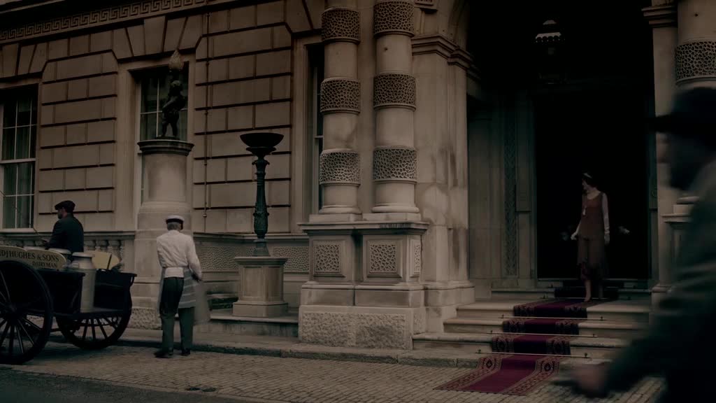 靠自己赢得你的芳心