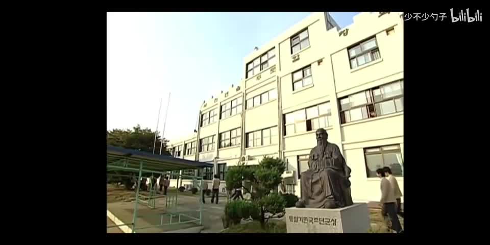 31.1焦糖玛奇朵，扒了民勇的裤子和躲躲藏藏的看病