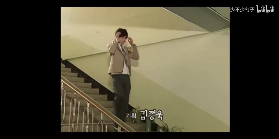 46.石头脑袋允浩尤美演话剧（允浩撒娇\(//∇//)\）