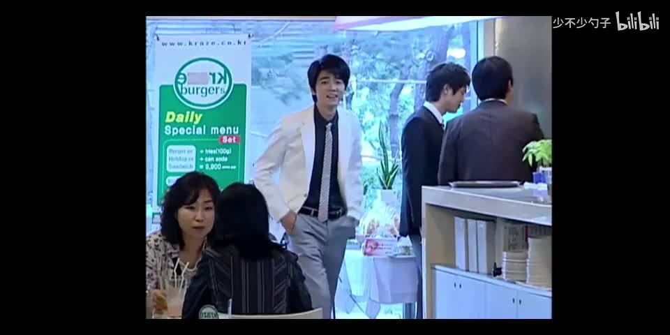 132.民勇嗅到了情敌的味道