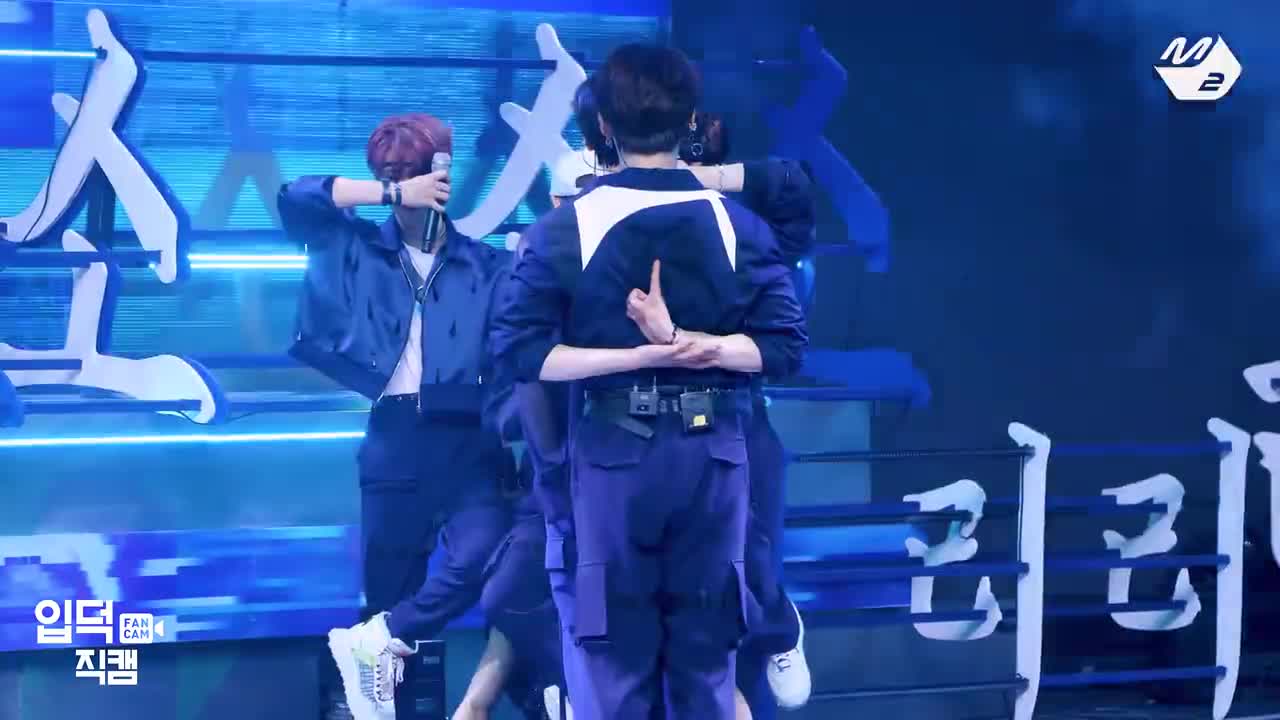 210826 黄铉辰 怼脸直拍