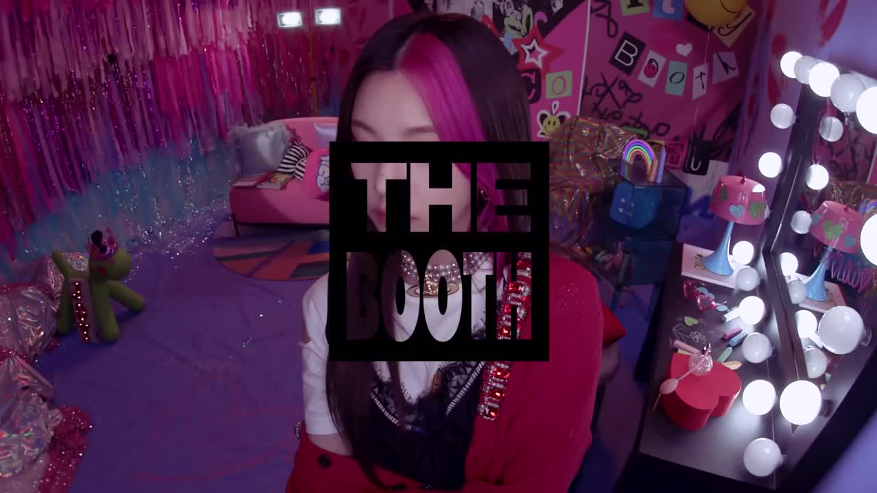 [LIVE] ITZY - LOCO The Booth