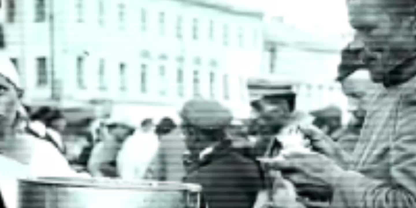 和平遥遥无期，看看窗外的世界……