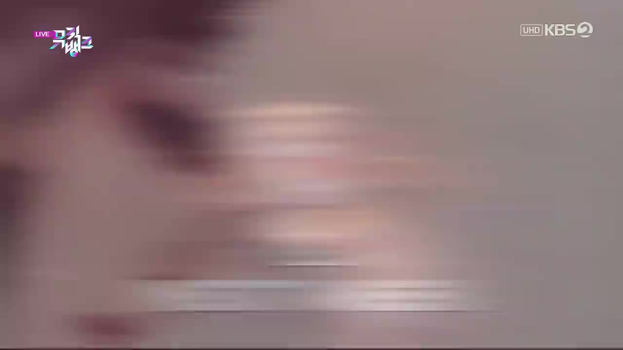 211015 KBS UHD Music Bank ITZY - SWIPE