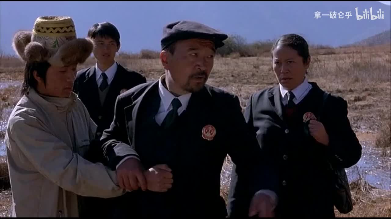 马背上的法庭 (下)