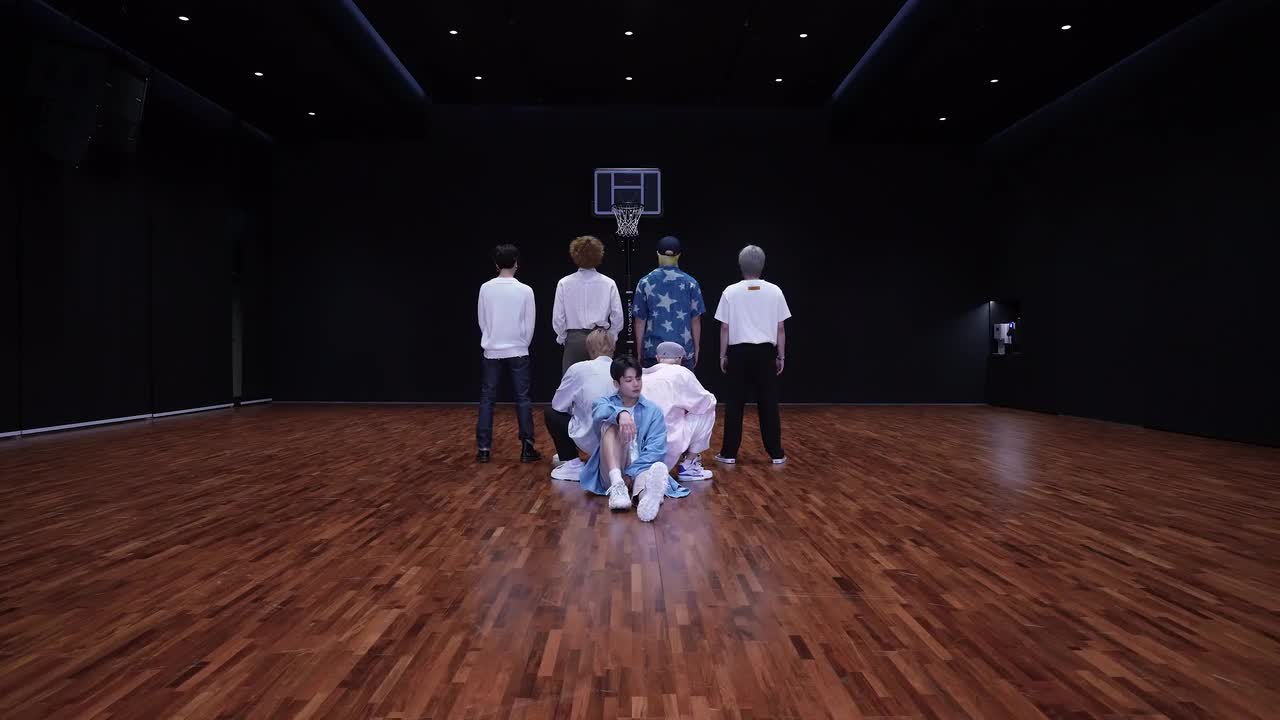 62BTS-Permission to Dance 练习室