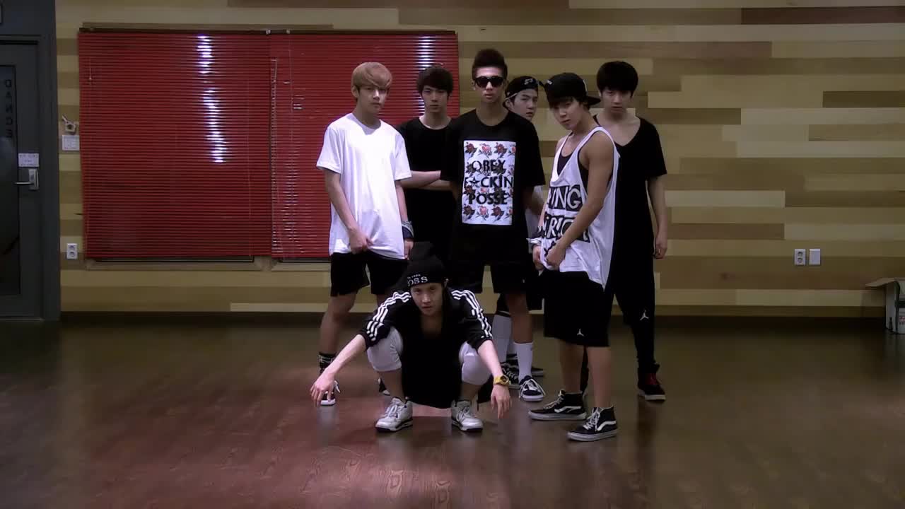 01BTS-No More Dream 练习室