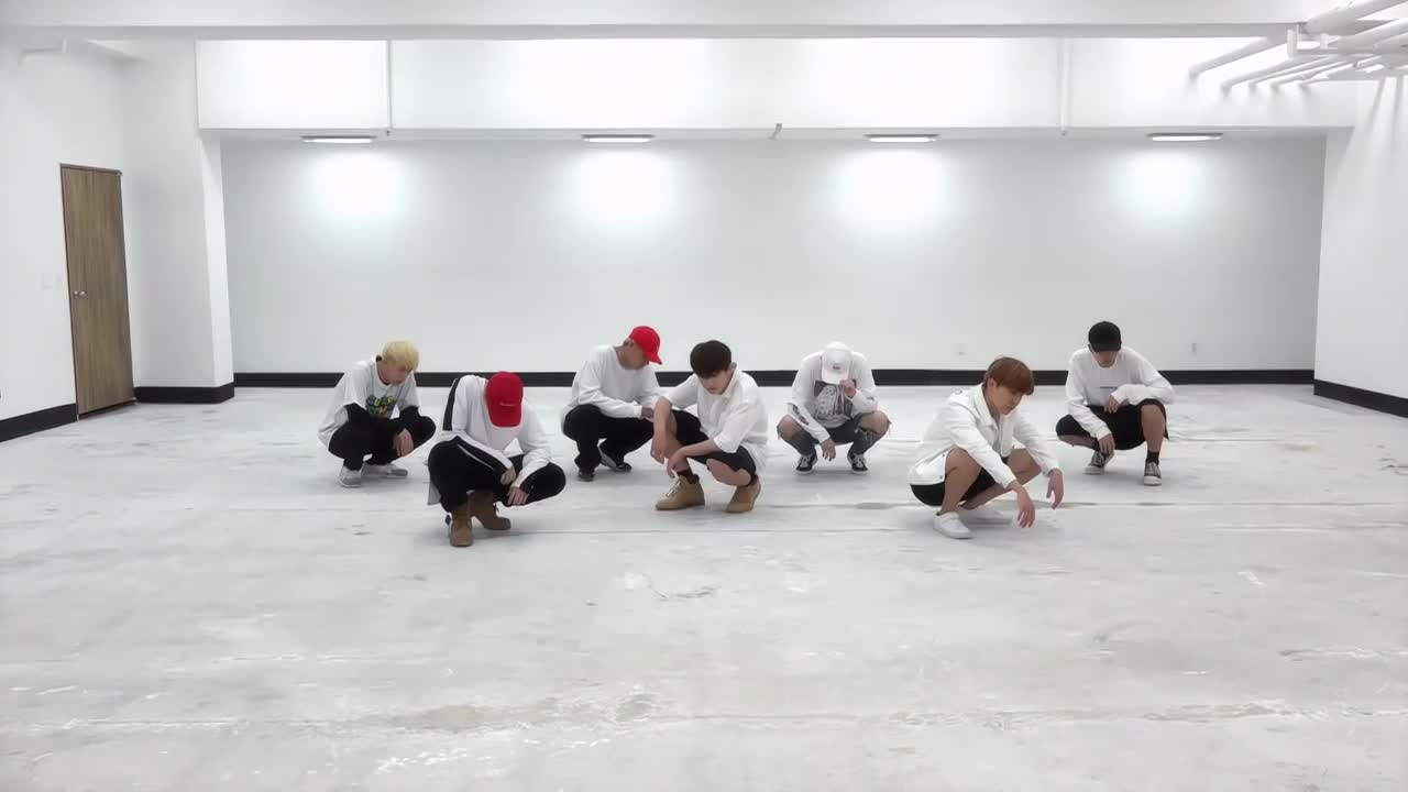 24BTS-Burning Up(FIRE) 练习室