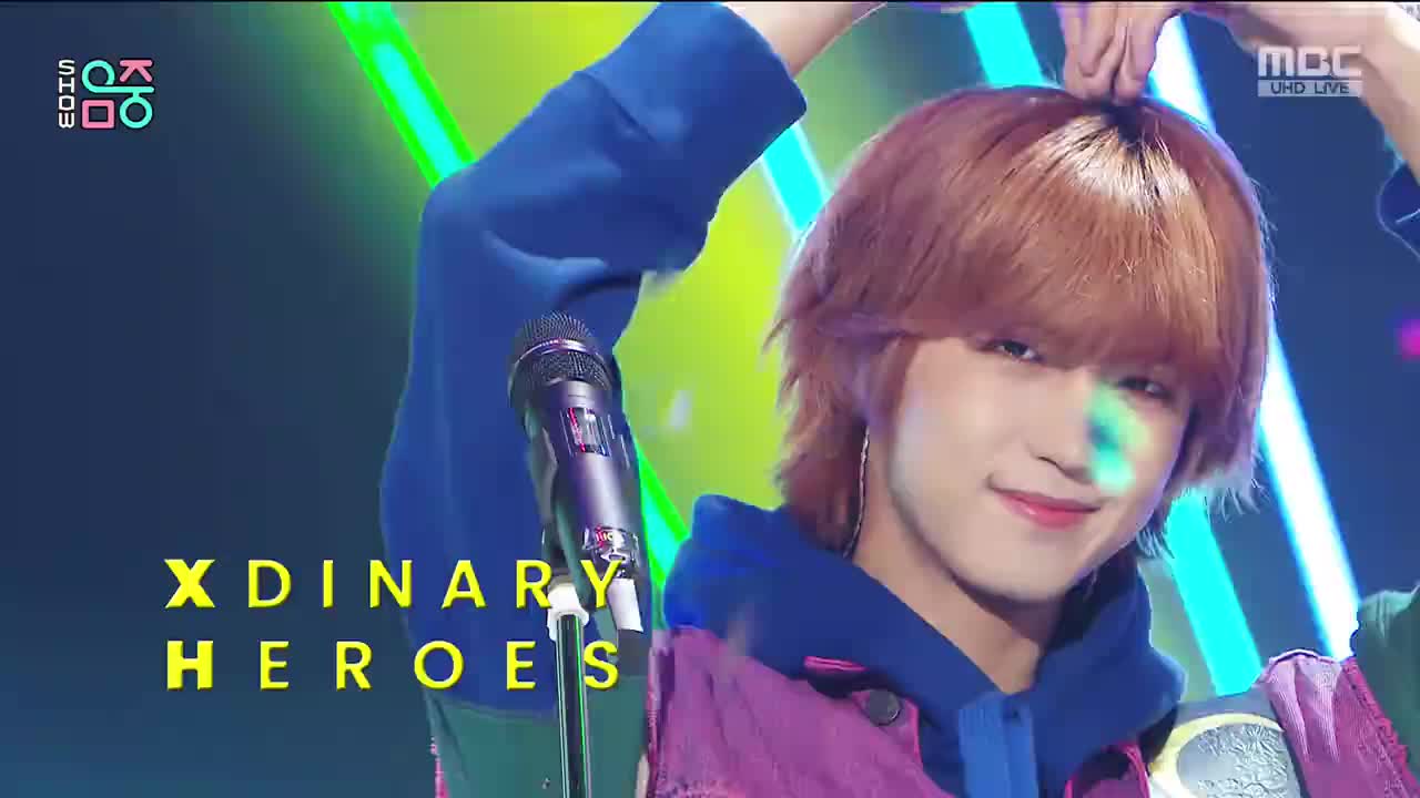 211218 MBC UHD Music Core EVERGLOW - Pirate