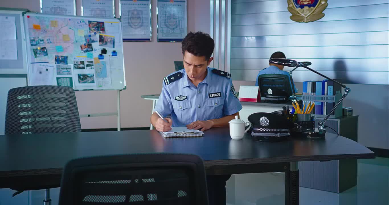 消音原版无字幕