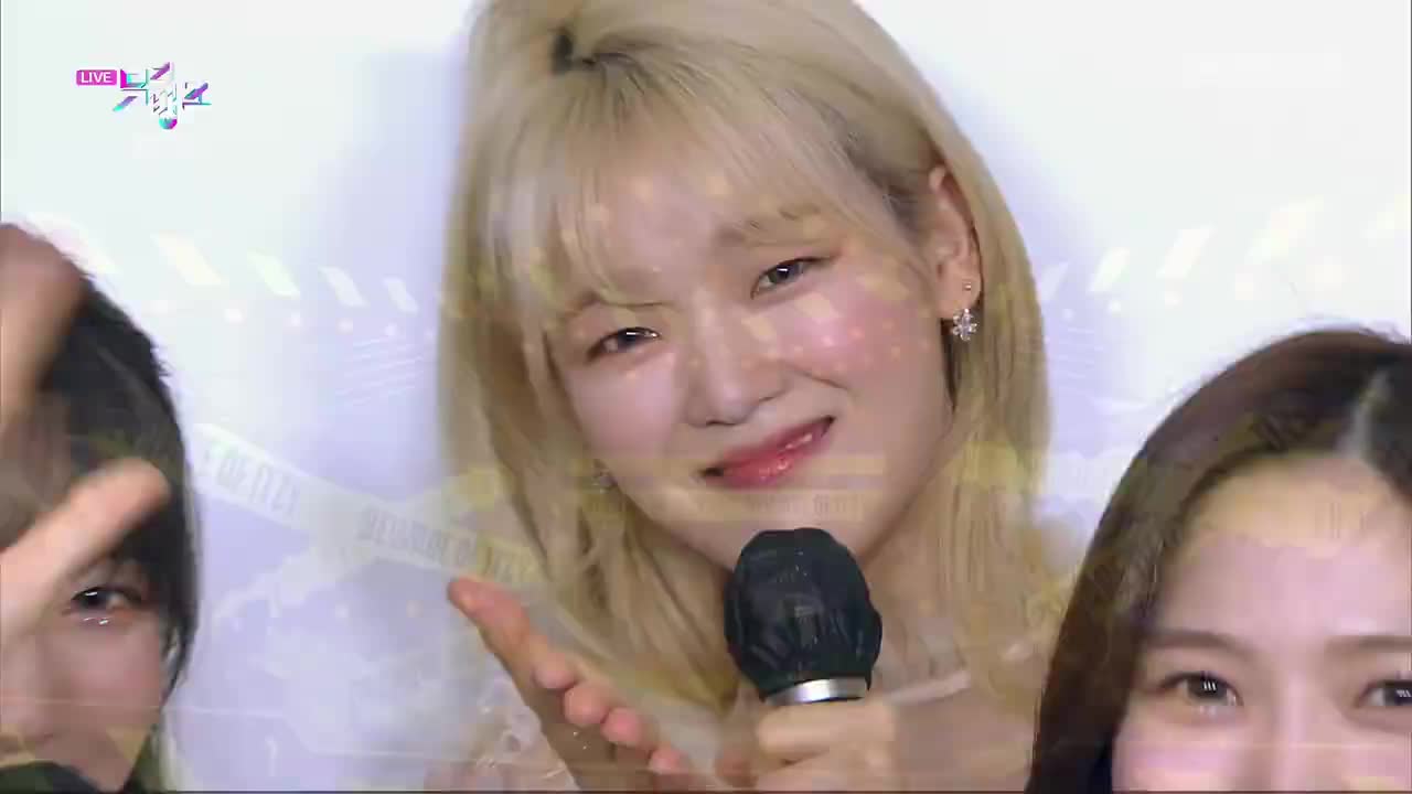 210625 KBS Music Bank ITZY - Mafia In The Moring