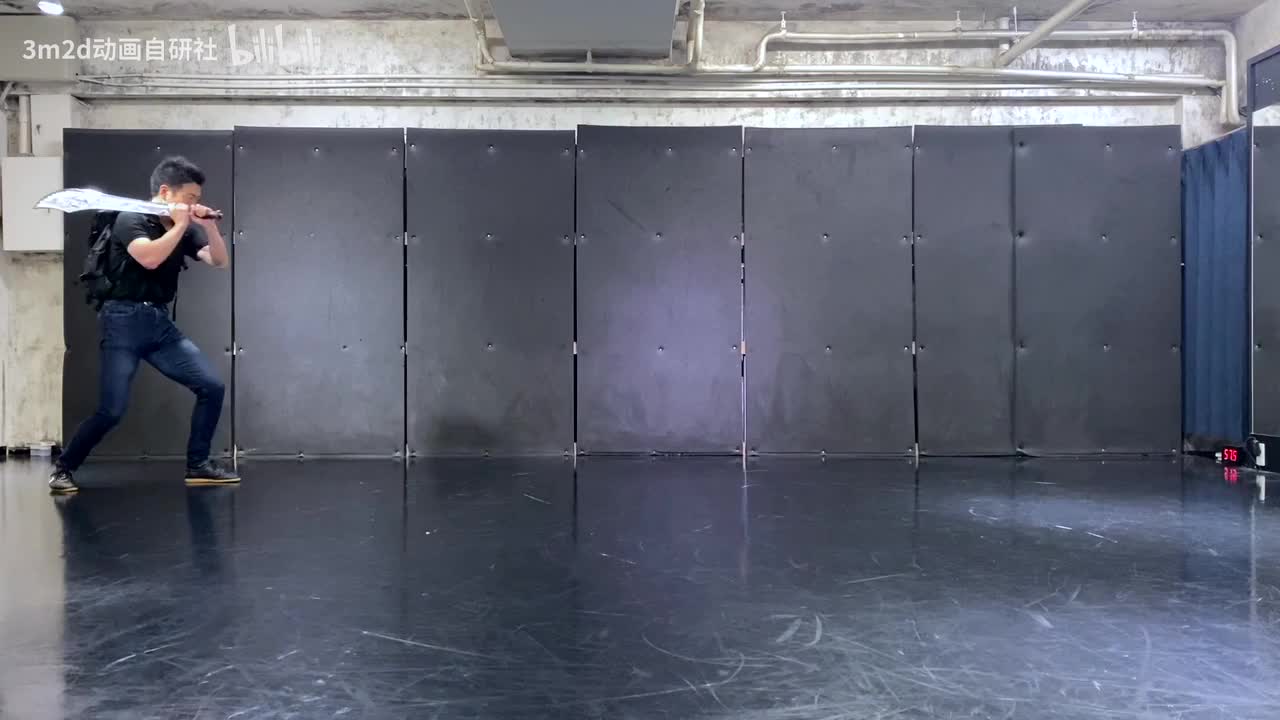 【重武器（HEAVY）】回旋刀劈