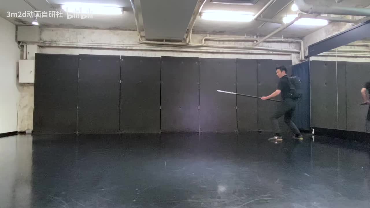 【长武器(LongWeapon)】直刺x2→跳刺