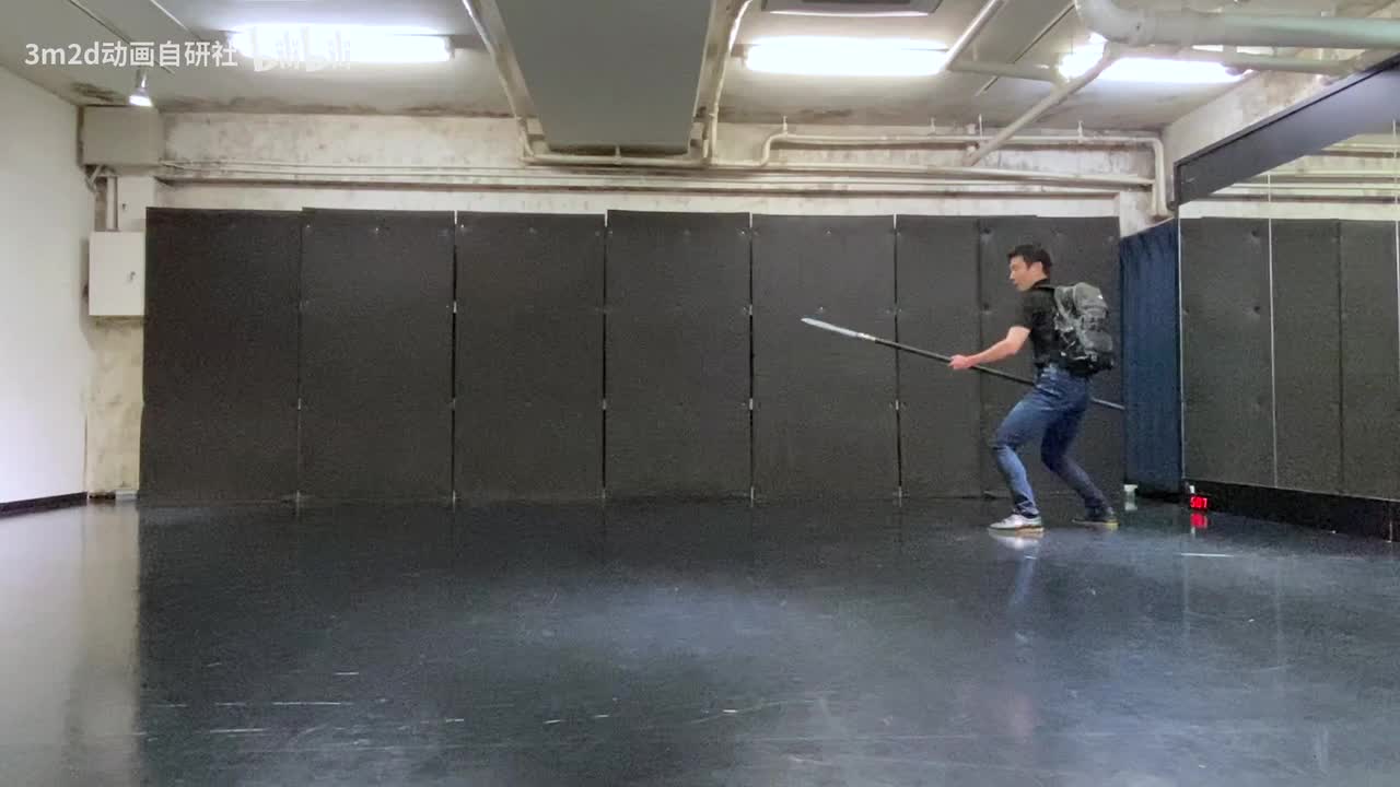 【长武器(LongWeapon)】直刺→横扫→推开→直刺