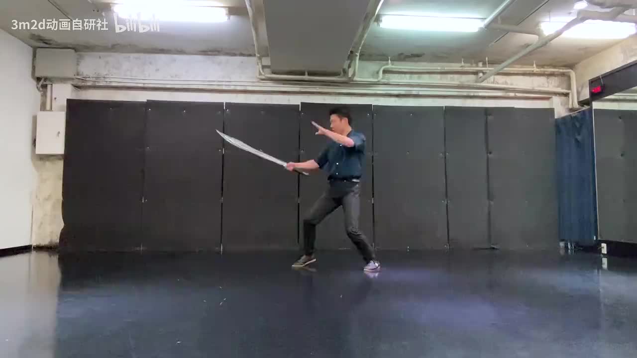 【短武器】上挑（重）