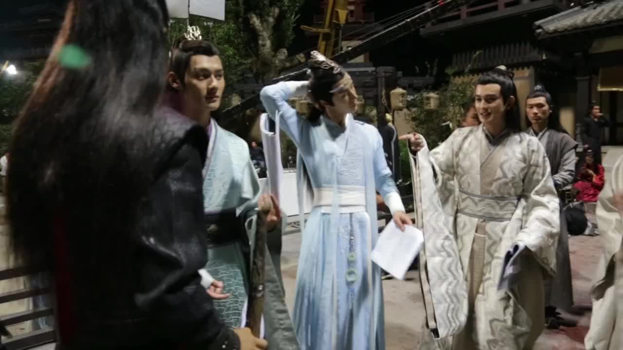 羡羡叫含光君猪猪耶