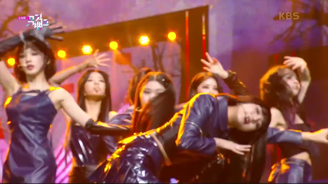 4.22 音银 Pretty Psycho