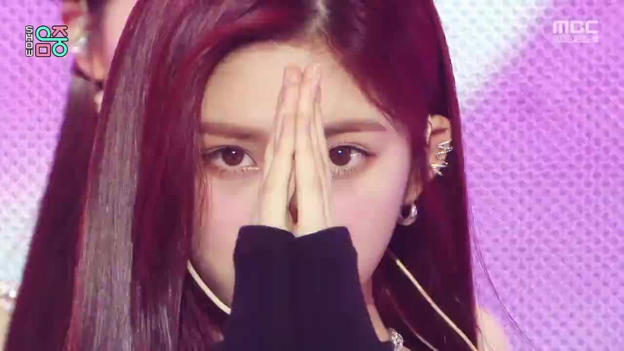 220423 MBC UHD Music Core IVE - LOVE DIVE