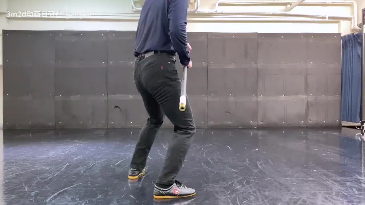 【棍】攻击→挥击x3