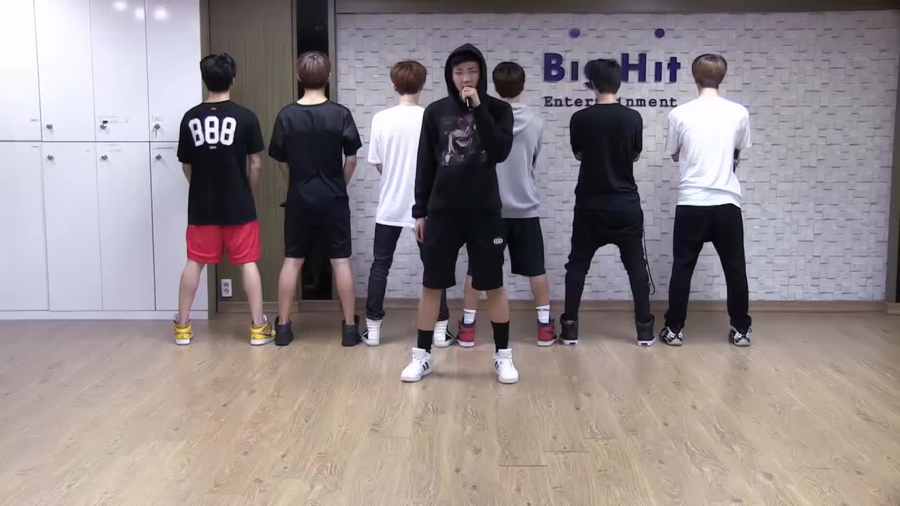 07BTS-Paldogangsan 练习室